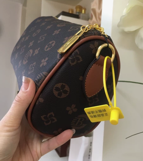 女士斜挎包时尚背包斜挎清仓特价 包包清仓全...