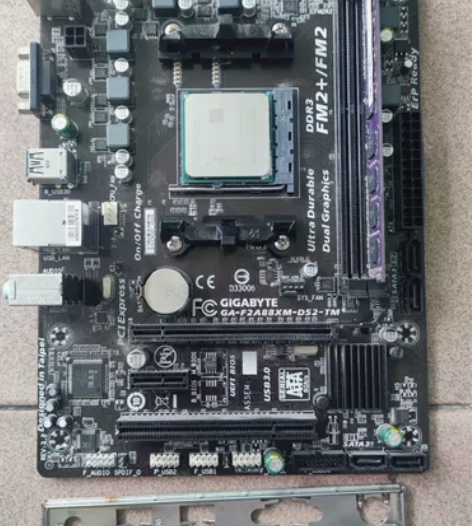 技嘉主板AMD860k套装，正常使用。 技...