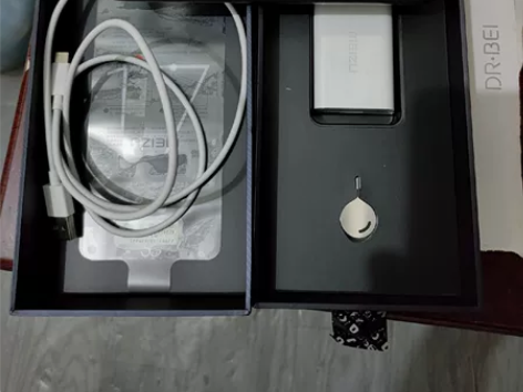 魅族17   8＋128十七度灰，屏幕无划...