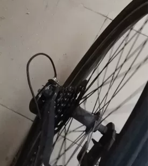 美利达全铝合金车身！正常骑行没问题！后变速...