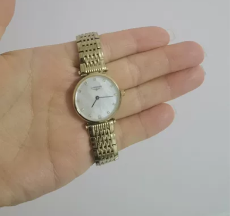 浪琴勤劳系列手表 电池的手表好使 买机械表...