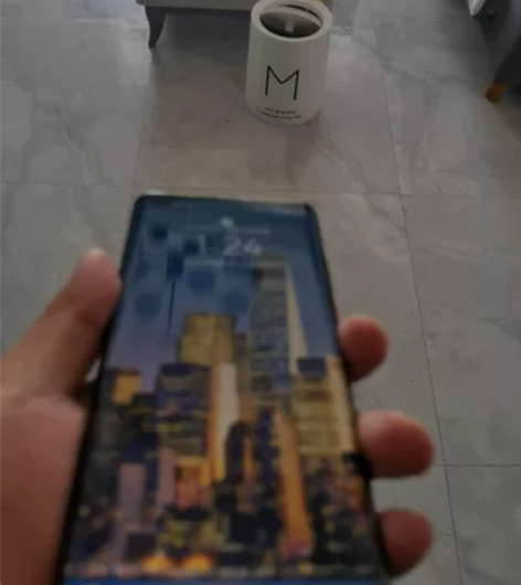微瑕华为mate40  5G+256  主...