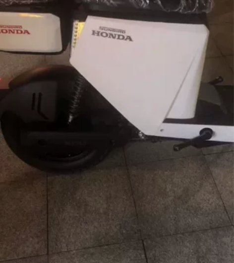 新大洲本田S08尾箱，直上尾箱效果看图片，...