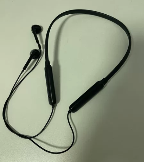 蓝牙运动耳机 音质很好 全新未用 没有包装...