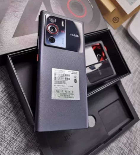 努比亚 nubia Z40 pro 星际黑...