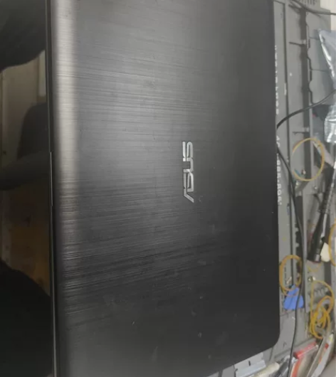 华硕笔记本，我心里价位是不包邮，上门自提1...