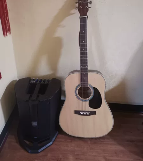 需要的朋友看过来，随便卖了吉他66元。电脑...