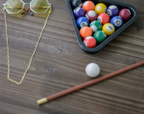 时尚潮新生儿满月儿童迷你台球链条眼镜裹布马...