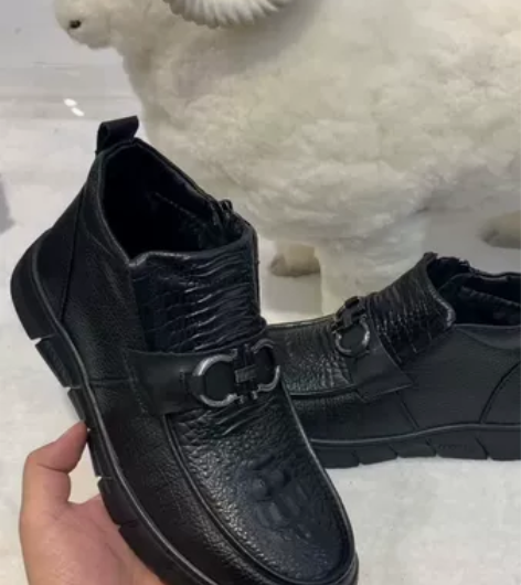 全新包邮 冬季新款皮鞋 骆驼户外 材料: ...