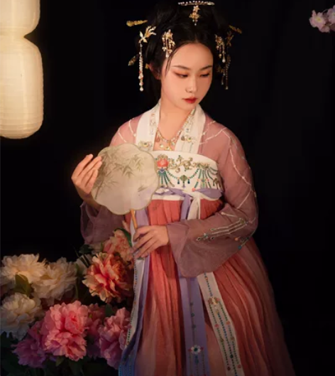 清辉阁迦南香齐胸下裙伽南香 只换清辉阁 裙...