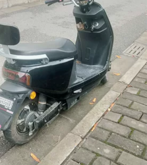 电动车 买了一年左右  有USB端口 大坐...