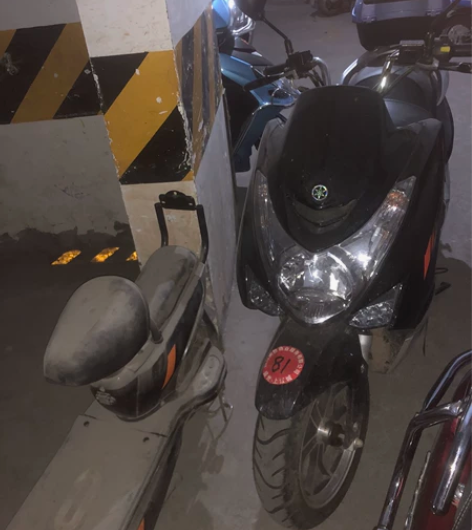 立雅摩托车，150cc，正规销售商家，有发...