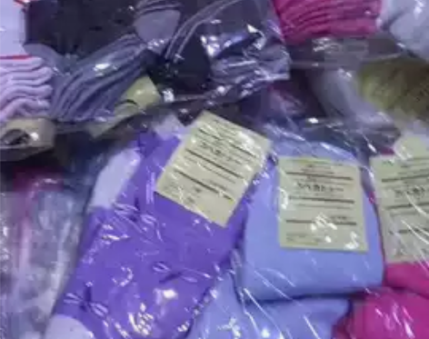 一万多双短筒袜子，散的整包的必须收完，有多...