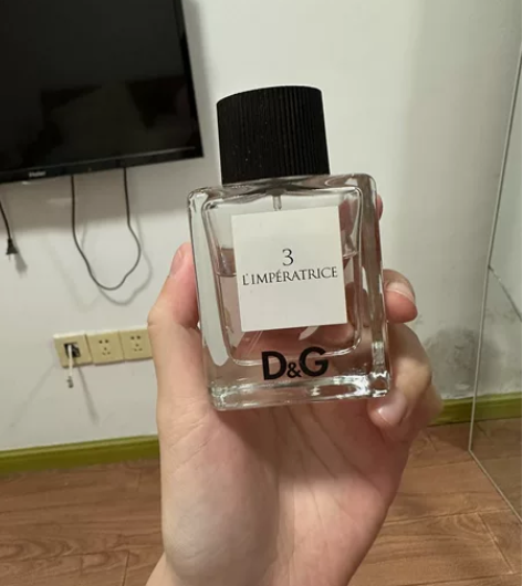 DG 杜嘉班纳塔罗牌香水50毫升 去年买的...