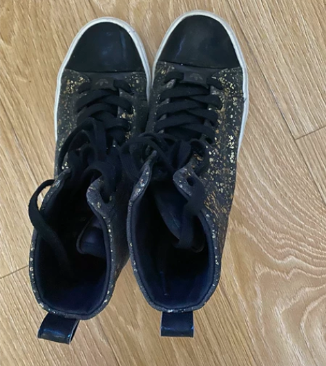 阿迪达斯三叶草运动鞋，正品36码，高邦鞋，...