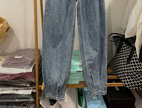 束脚牛仔裤女春秋2022年新款欧货松紧腰显...