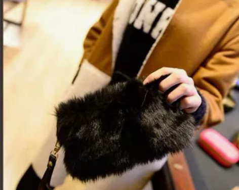 时尚迷你手包时尚毛毛手拿女士晚宴小包手拎零...