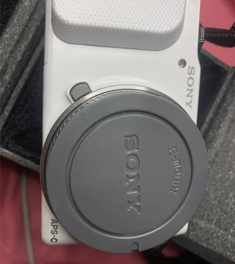 出一台自用的sony微单，有充电器一块电池...