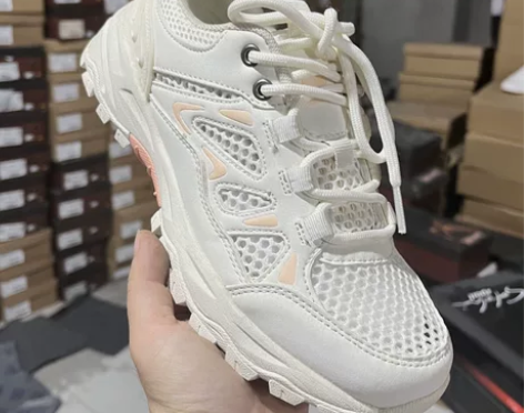 骆驼36码时尚百搭休闲运动女鞋 成色如图手...