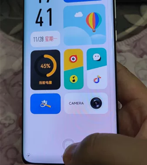 自用华为mate50pro8+256冰霜银...