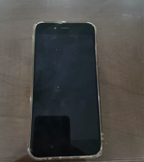 小米5X 4+64屏幕完好...