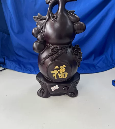 精品红木工艺品，店不开了，剩下的全部半价处...