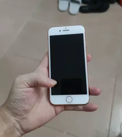 苹果8 256 g 三网 大花机，因为不戴...