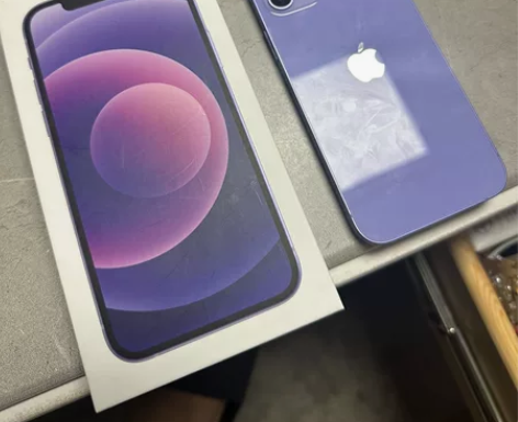 老婆自用的苹果12，128G的，没有任何维...