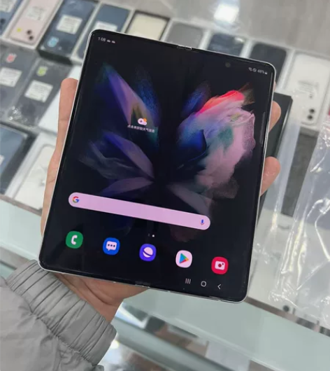 自己用的三星fold3  12+256  ...