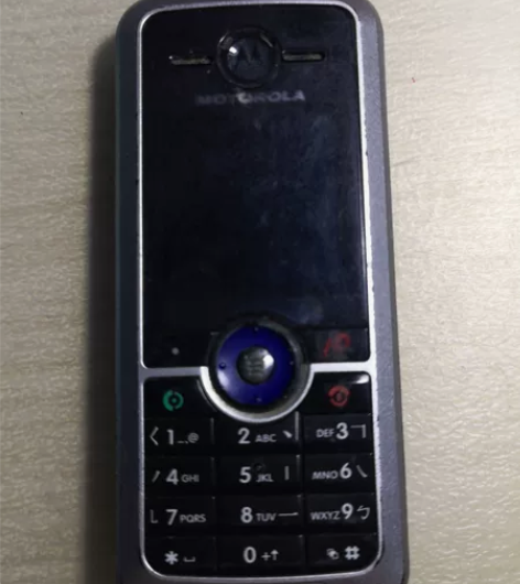 二手摩托罗拉手机 感兴趣的话点“我想要”和...