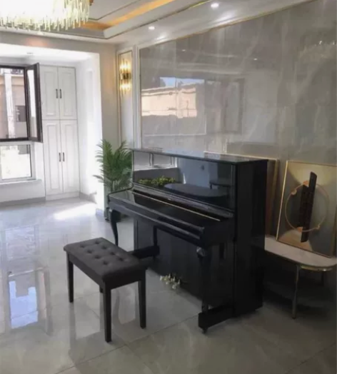 个人自用钢琴，三万多买的，高端韩国原装进口...