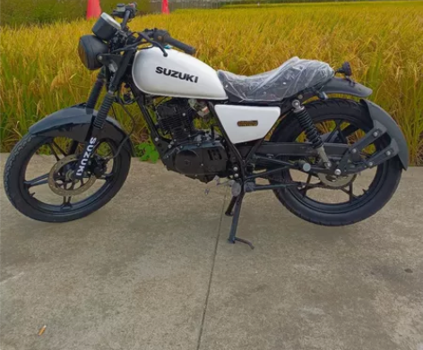 二手摩托车网红铃木复古125CC 九成新...