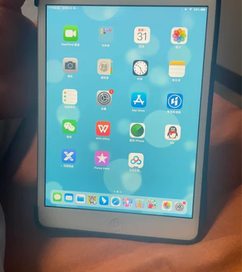 个人一手平板，平时只用来看看电影 感兴趣的...