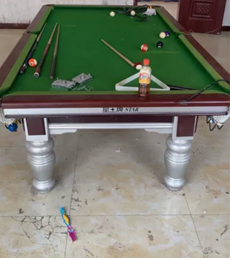 星牌台球桌 钢裤9成新 感兴趣的话点“我想...