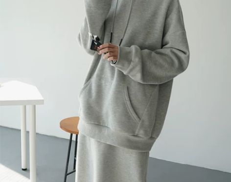 CBOMB定制/2018 运动风连帽加绒卫...