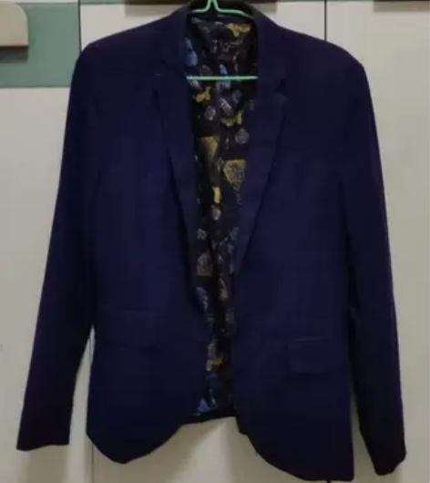 男士西服170码.只穿过几次,因长胖了穿不...