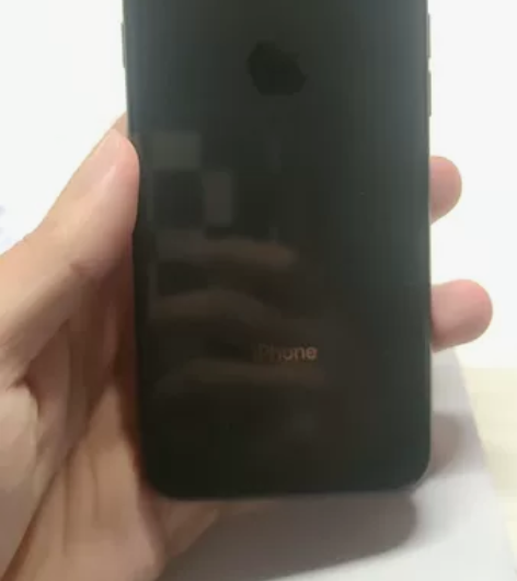 苹果8，深空灰，128G，美板，电池百分之...