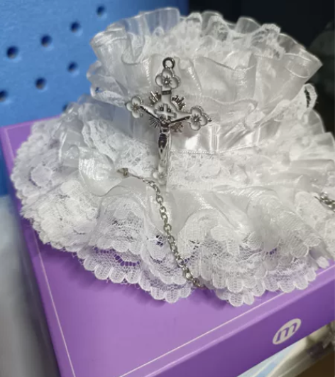 出哥特小礼帽白色，自己做的，链条不喜欢可以...