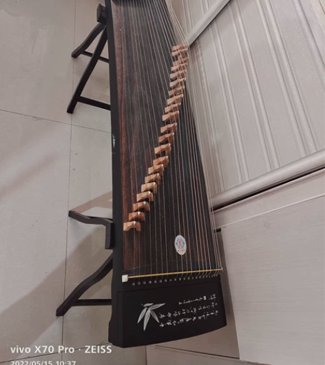 99成新,初学入门实木古筝,乌市自提。 感...