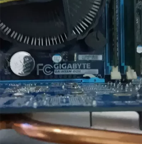 技嘉主板，型号GA-H55M-D2H原装拆...