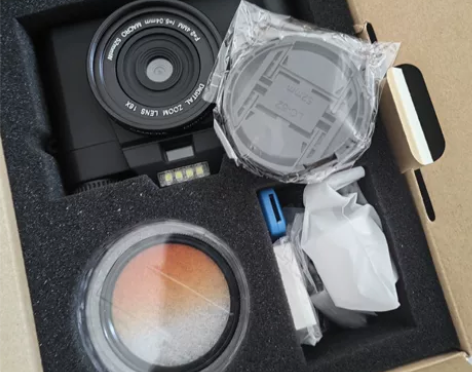 适合新手的一款相机内存卡是128G的 刚买...