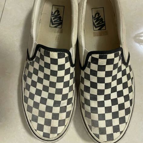 vans棋盘格 89新 让我刷掉色了，可以...