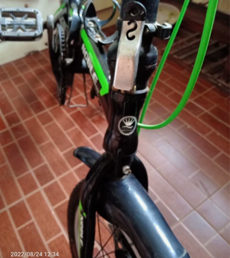 轻便折叠自行车前后圈26厘米。前后碟刹,自...