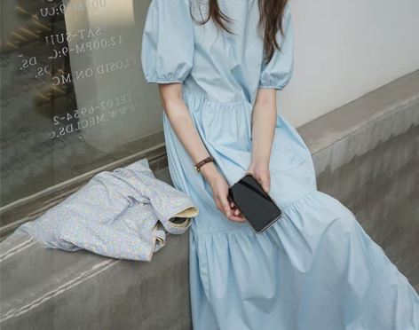 茶歇法式千金风冷淡风别致独特高级感奶蓝色宽...