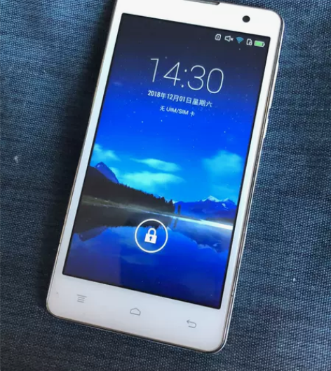 海信E621T，4G手机，手机功能都可以正...