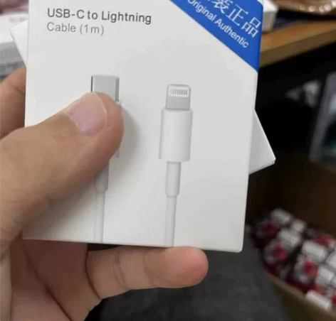 全新未拆封 绿联PD快充20W 苹果充电器...