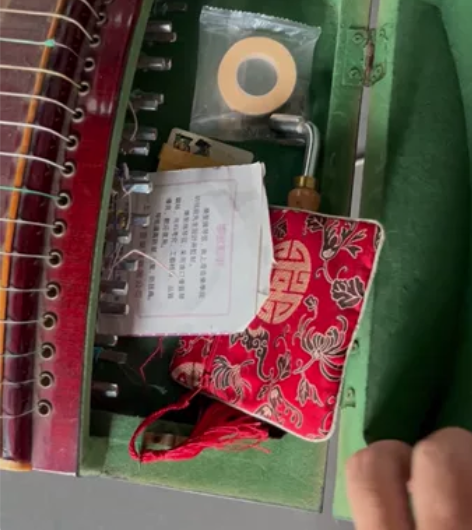 古筝,含支架(自提)二手物品看清再拍,拿回...