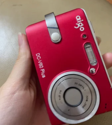 Aigo 爱国者ccd dc-v60pl...