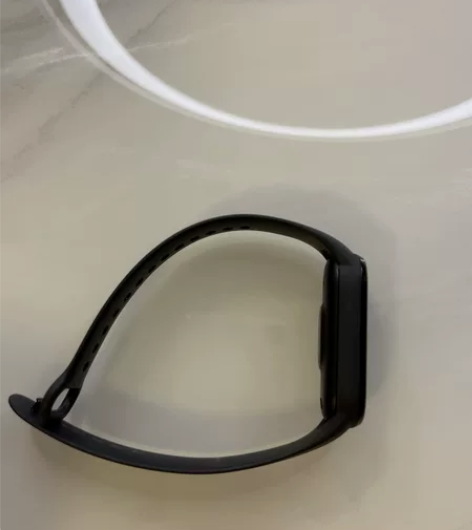 小米手环第6代，橙色很新，没使用过几次，带...