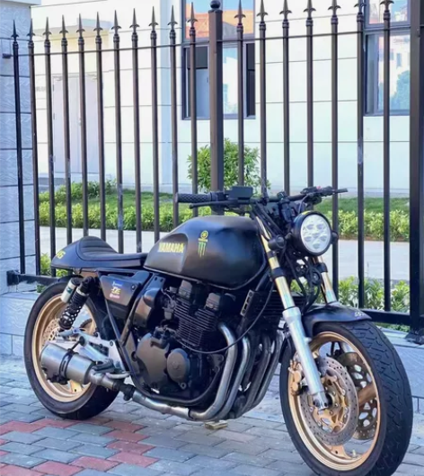 雅马哈XJR400，重点看图2，出售95成...